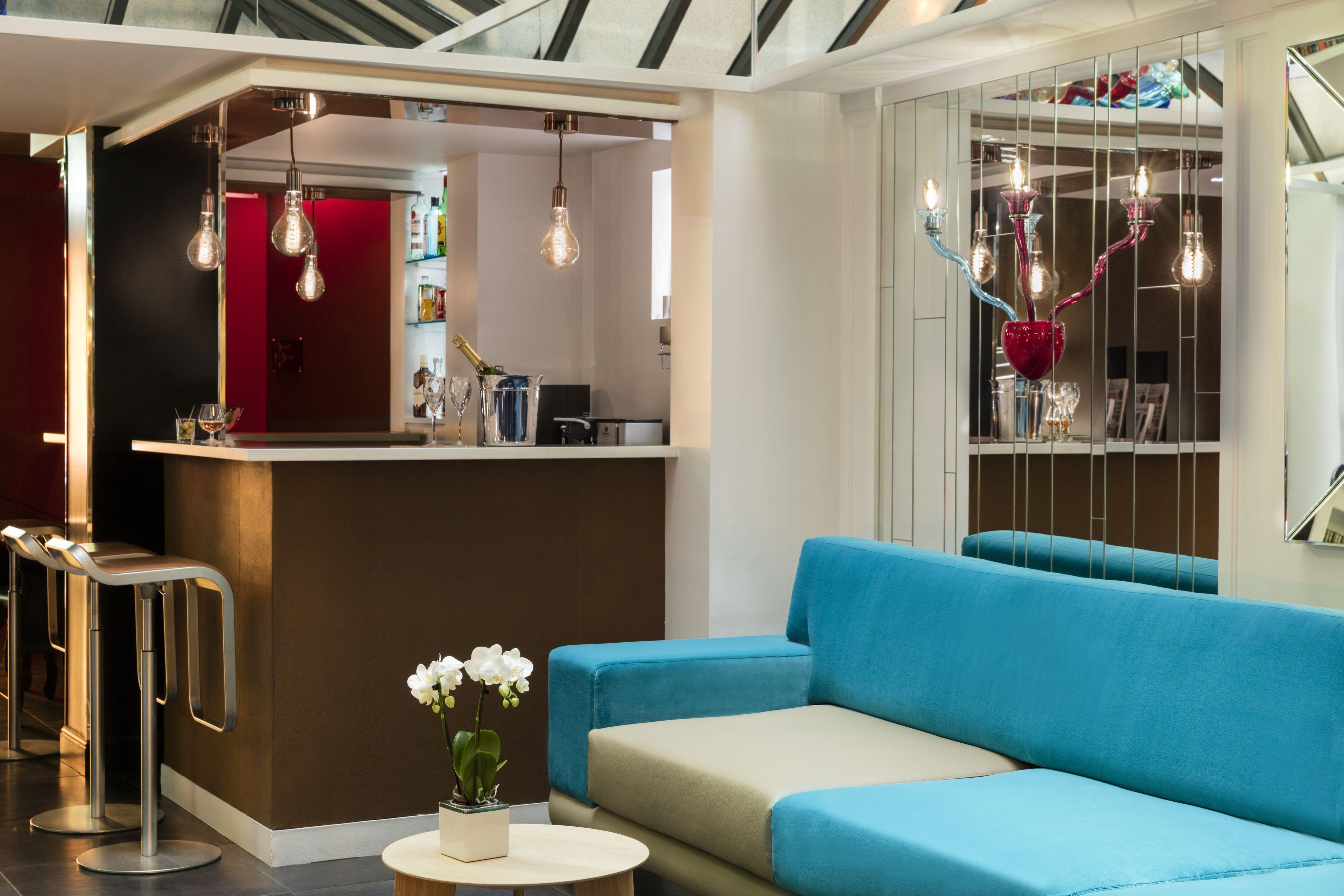 Hotel Louvre Saint-honore 4*