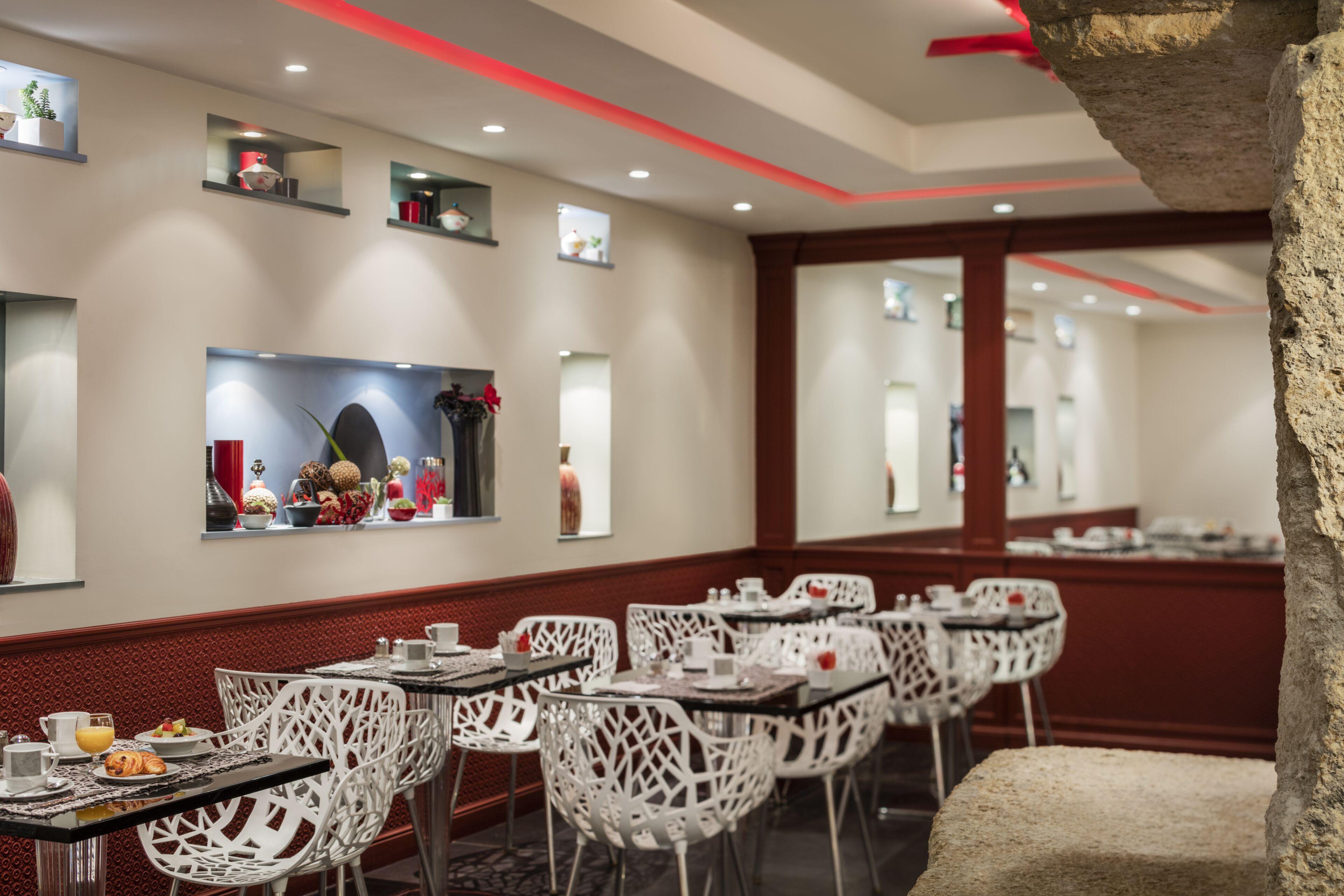 Louvre Saint-honoré Hotel 4*