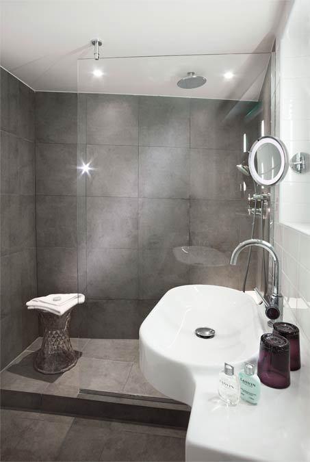 Louvre Saint-honore 4*