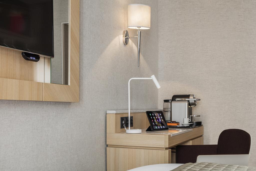 Hotel Louvre Saint-honore 4*