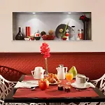 Hotel Louvre Saint-honore 4*