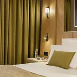 Louvre Saint-honore Hotel
