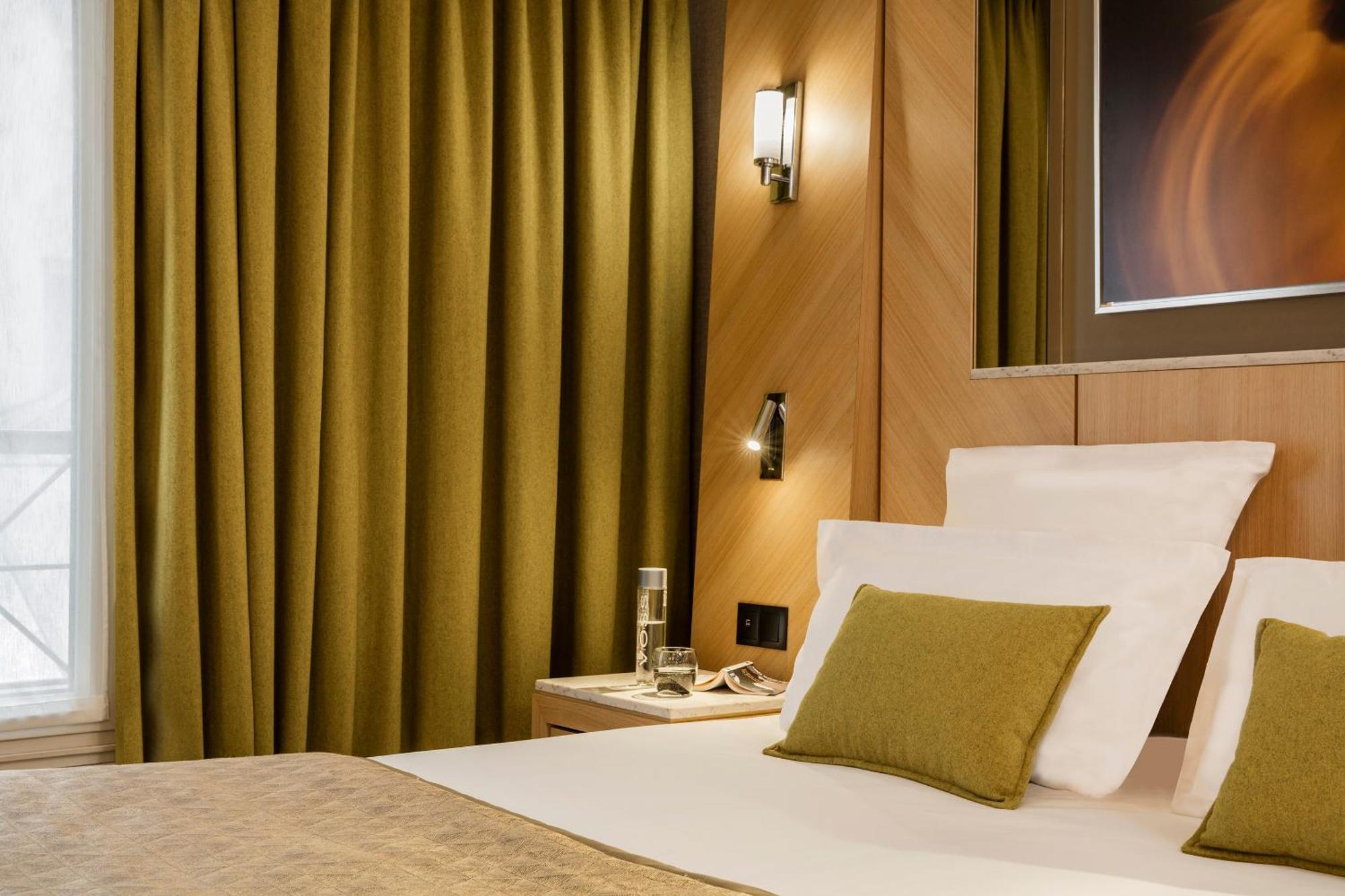 Hotel Louvre Saint-honore Paris