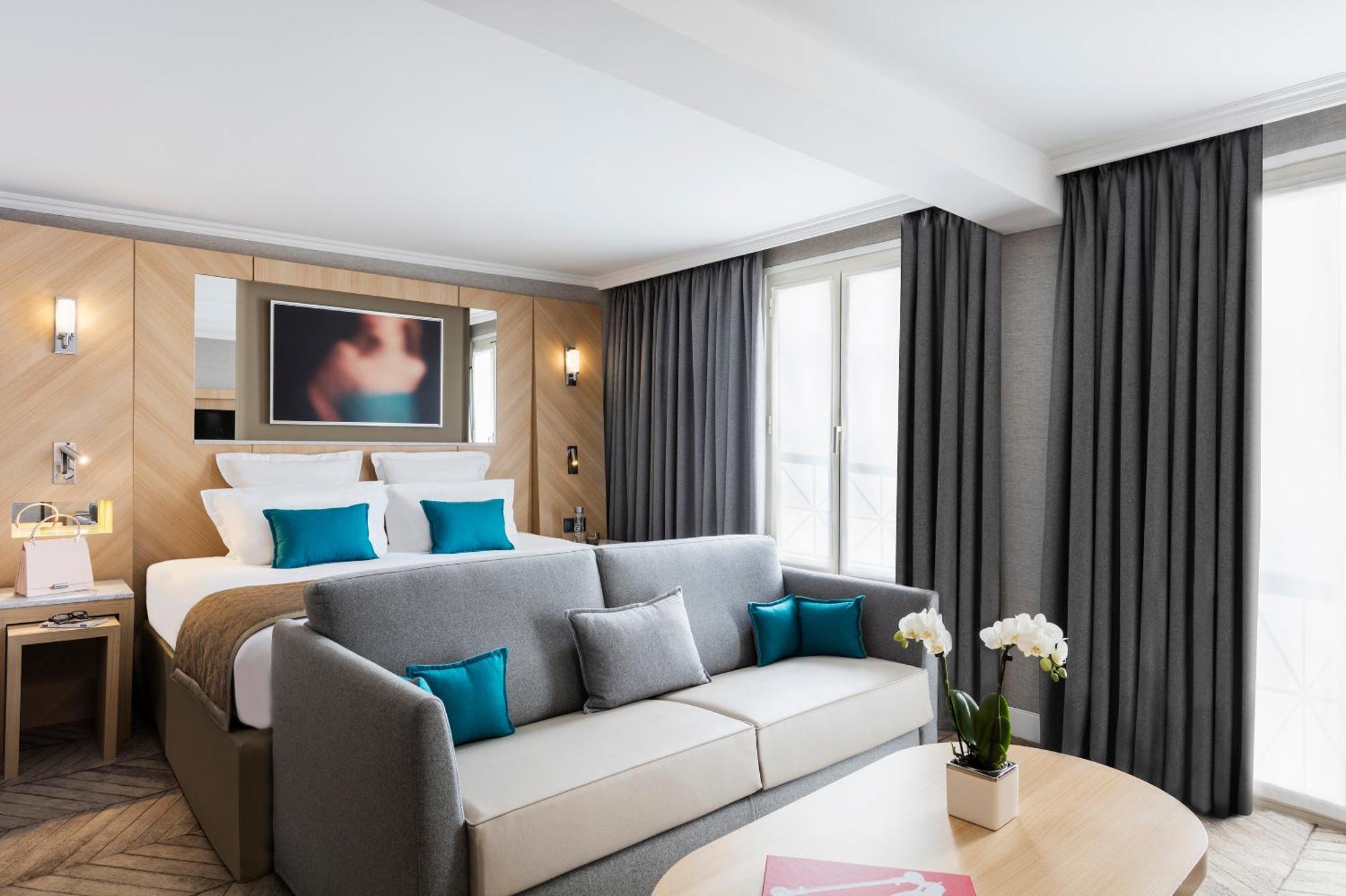 Louvre Saint-honore 4*