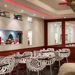 Hotel Louvre Saint-Honore